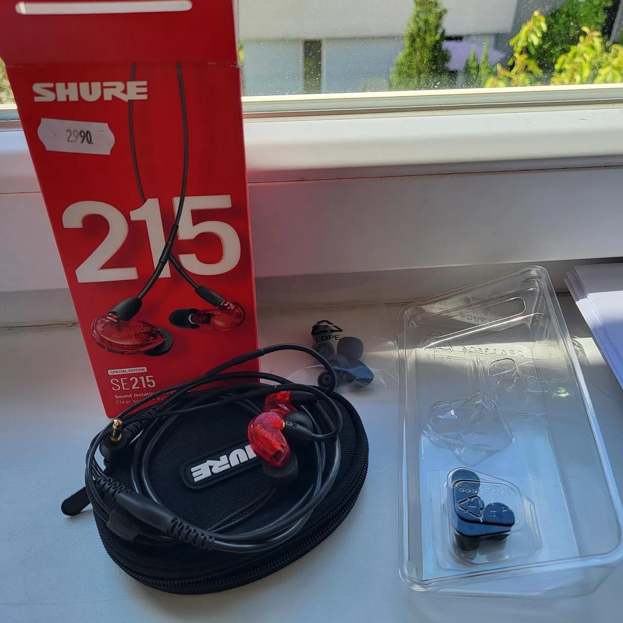 Shure se215 pro red, in-ear sluchatka