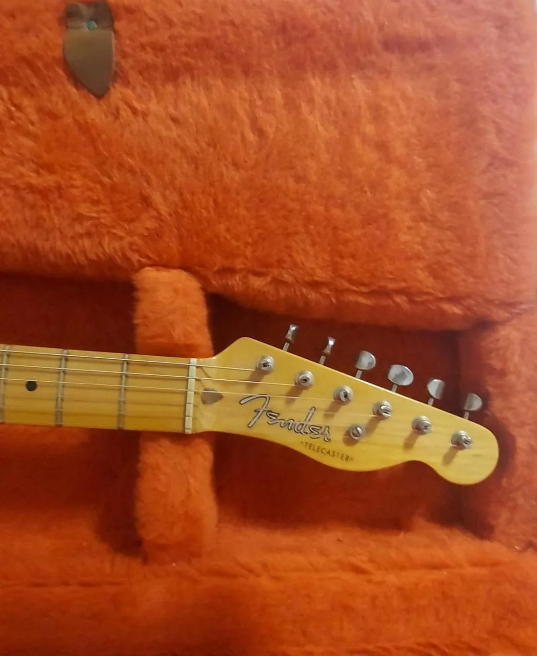 Prodam Fender Telecaster AVRI 52 r.v.1995