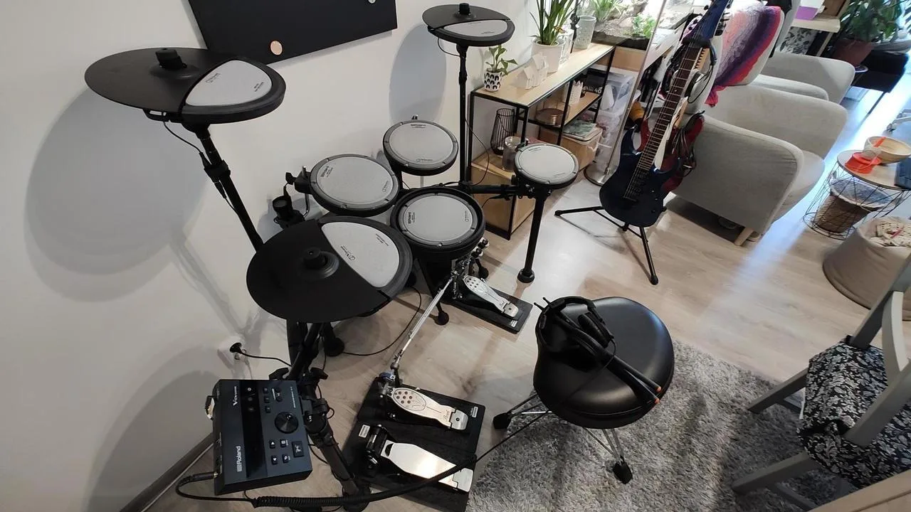 Elektronické bicí Roland VQD106