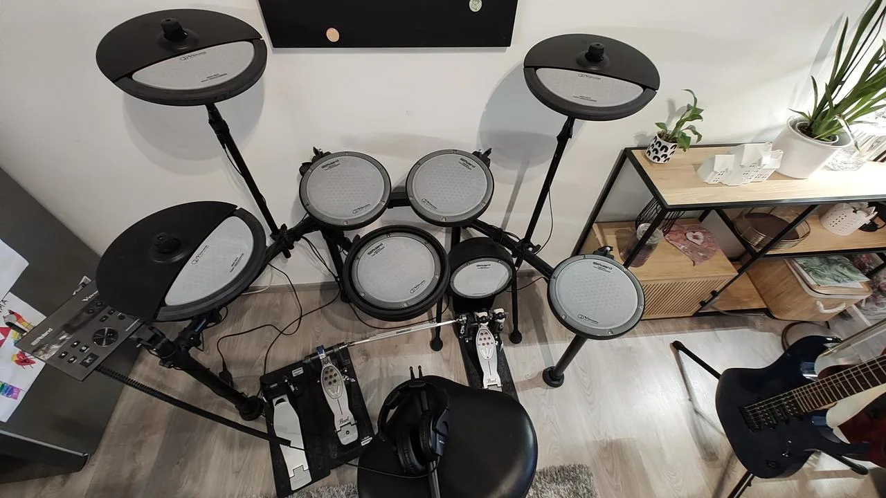 Elektronické bicí Roland VQD106
