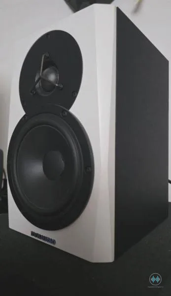 Dynaudio Professional LYD 5