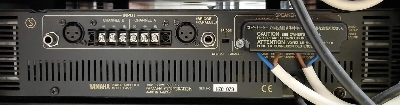 Zesilovač YAMAHA P4500