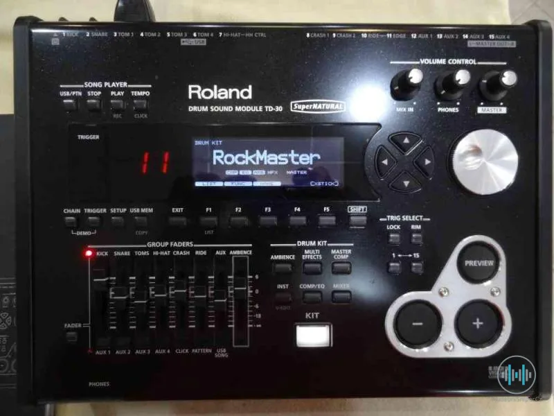 Roland TD-30 V-Drums Sound Module - (s káblami) - 100 % stav