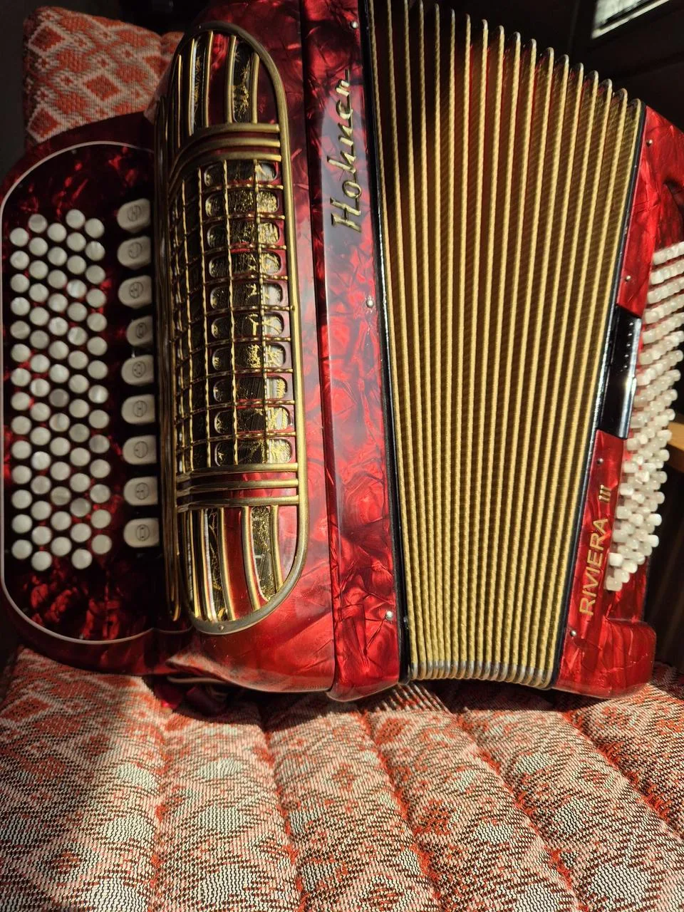 Hohner Riviera III