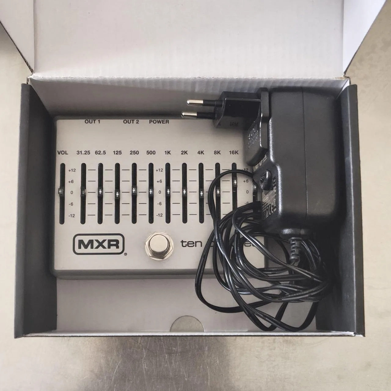 MXR Ten Band EQ M108S – Krabice & Adaptér -  2500 CZK