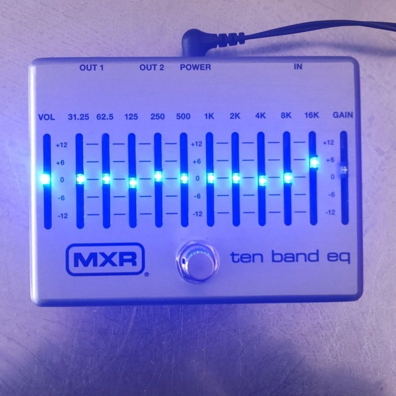 MXR Ten Band EQ M108S – Krabice & Adaptér -  2500 CZK