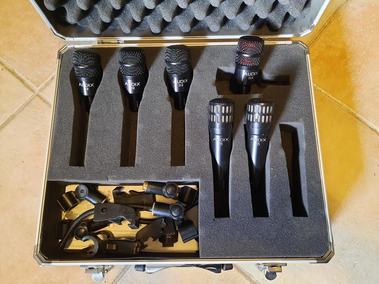Sestava mikrofonů na bicí Audix (ze sady DP7) , nekompletní