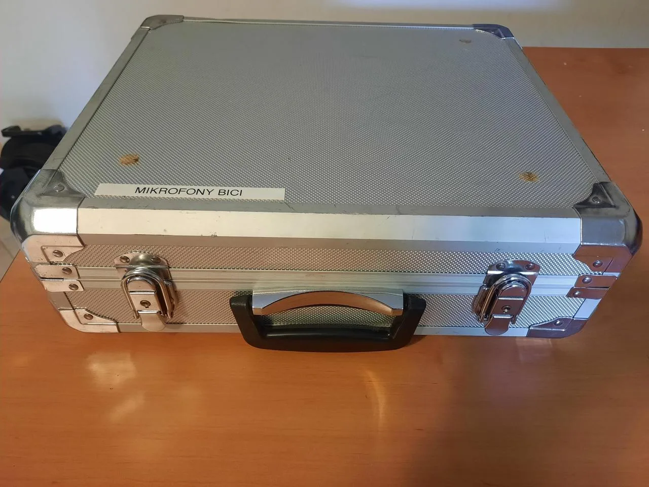 Sestava mikrofonů na bicí Audix (ze sady DP7) , nekompletní