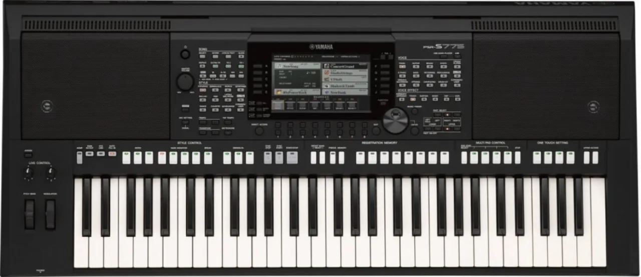 Koupím Yamaha PSR S775
