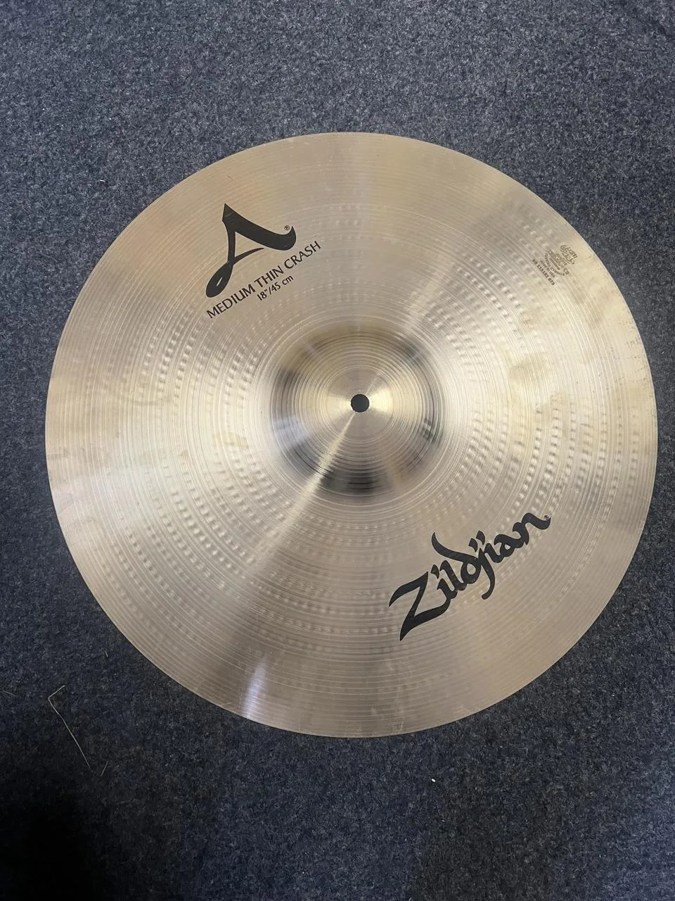 Zildjian Avedis 18” Medium Thin Crash