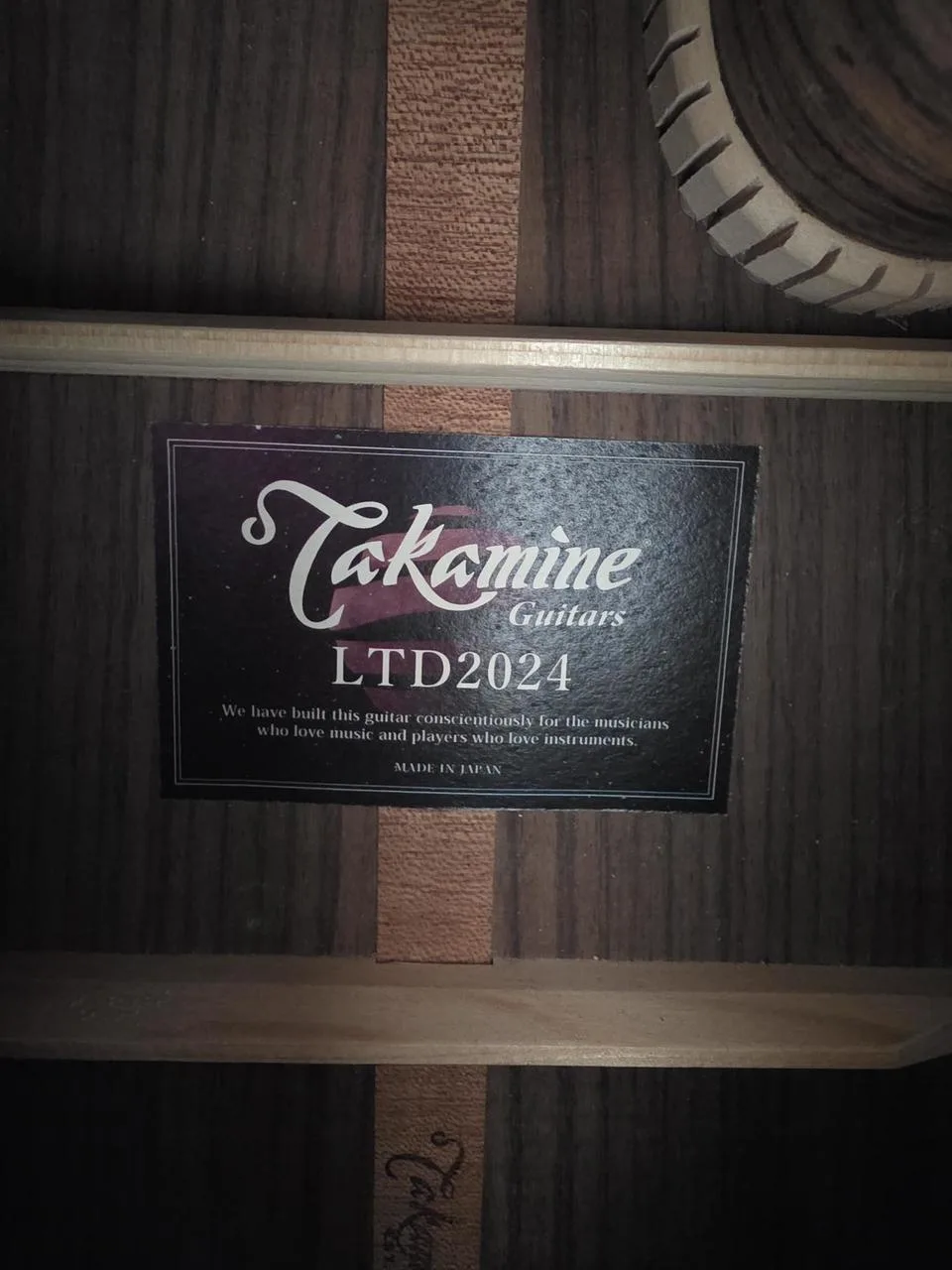 Predám Takamine LTD2024 solar system