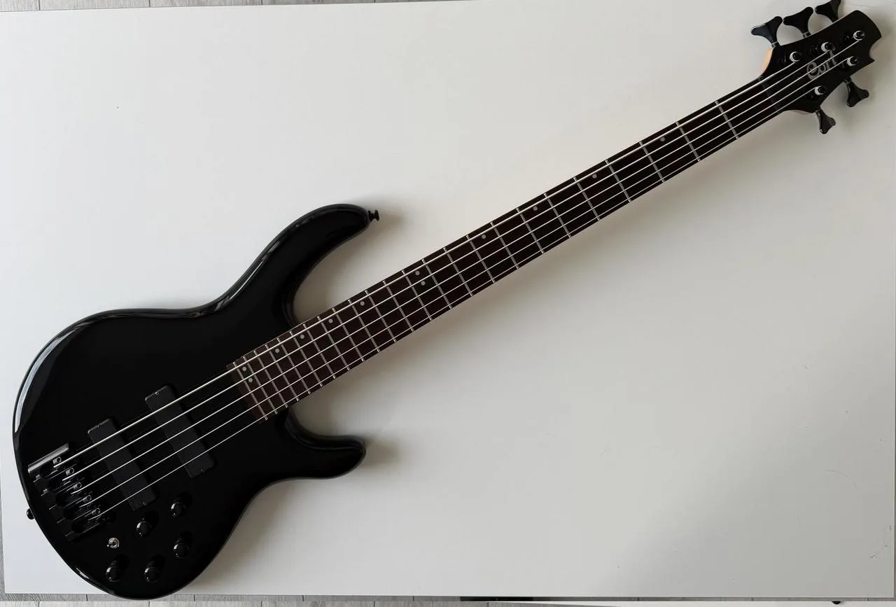 Prodám 5ku Cort C5 Deluxe Black
