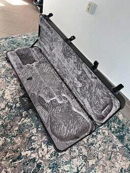 Predám basgitarový kufor značky Fender