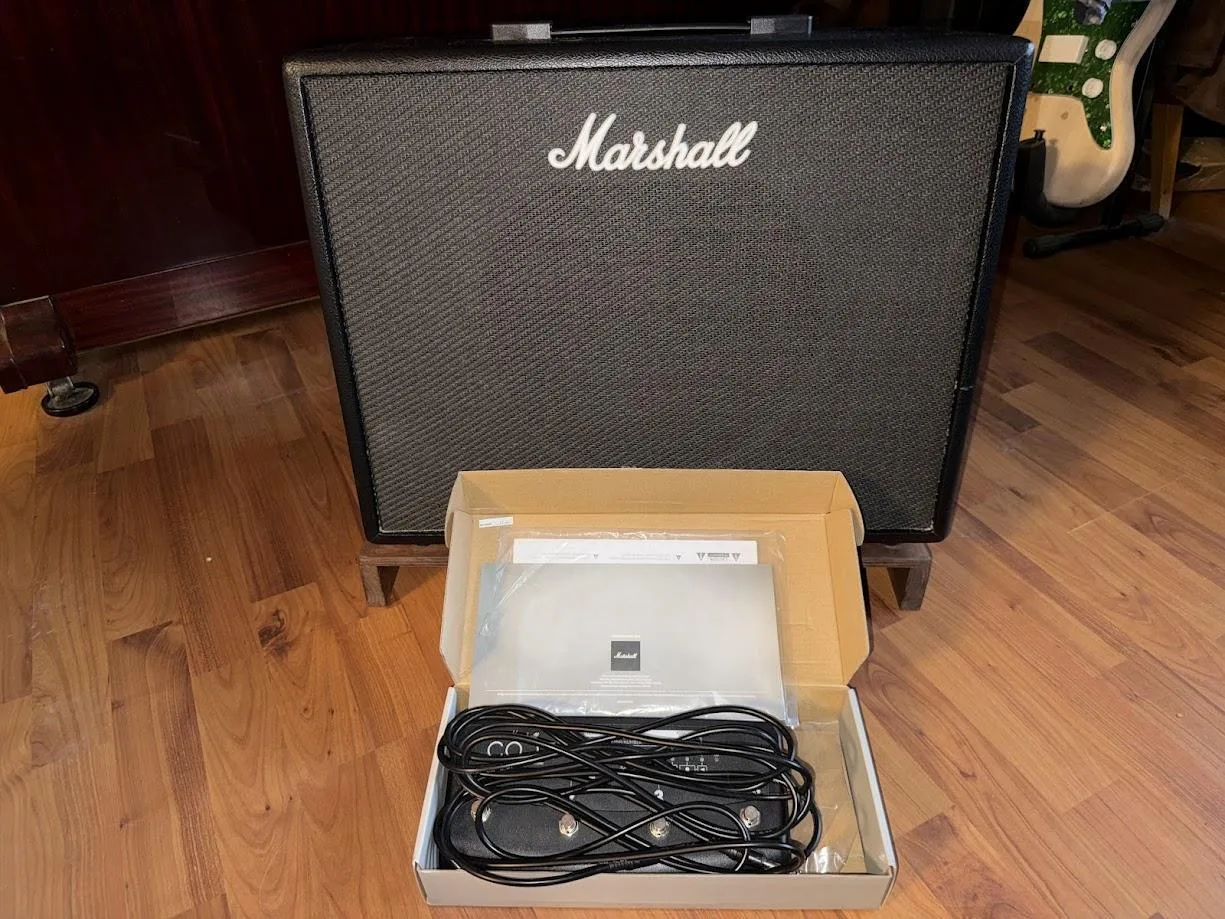 Marshall CODE 50 +originální footswitch +podložka – top stav