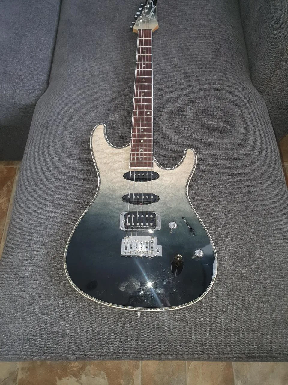 Ibanez SA NQM Black Mirage Gradation