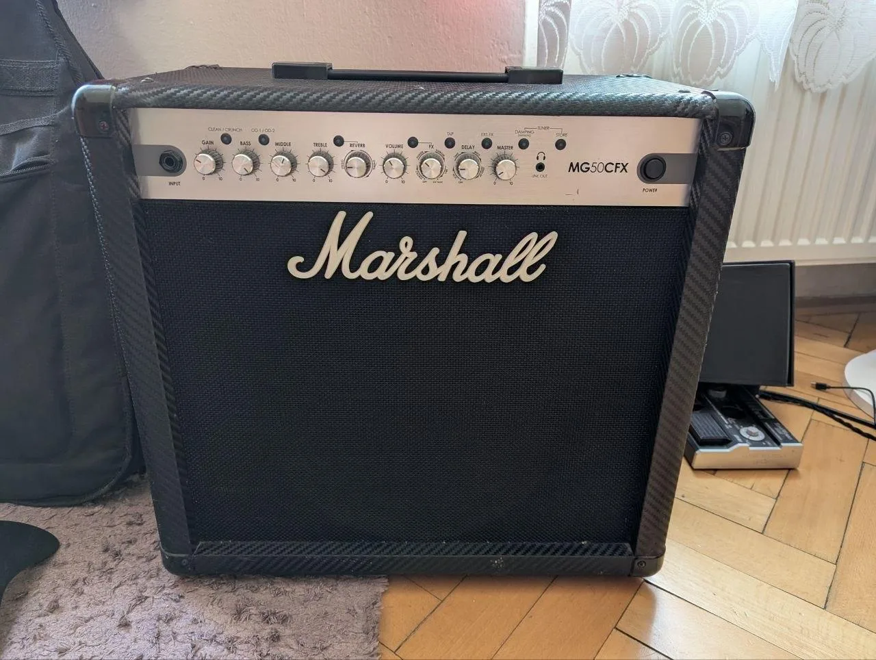 Kombo Marshall MG50CFX