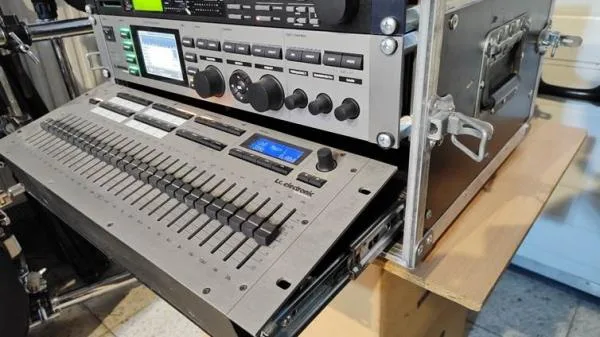 TC electronic EQ station