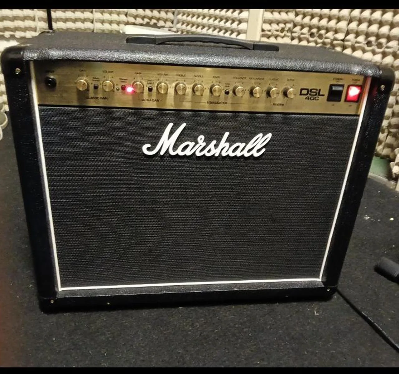 Prodám Marshall DSL 40 C  Sleva !!!