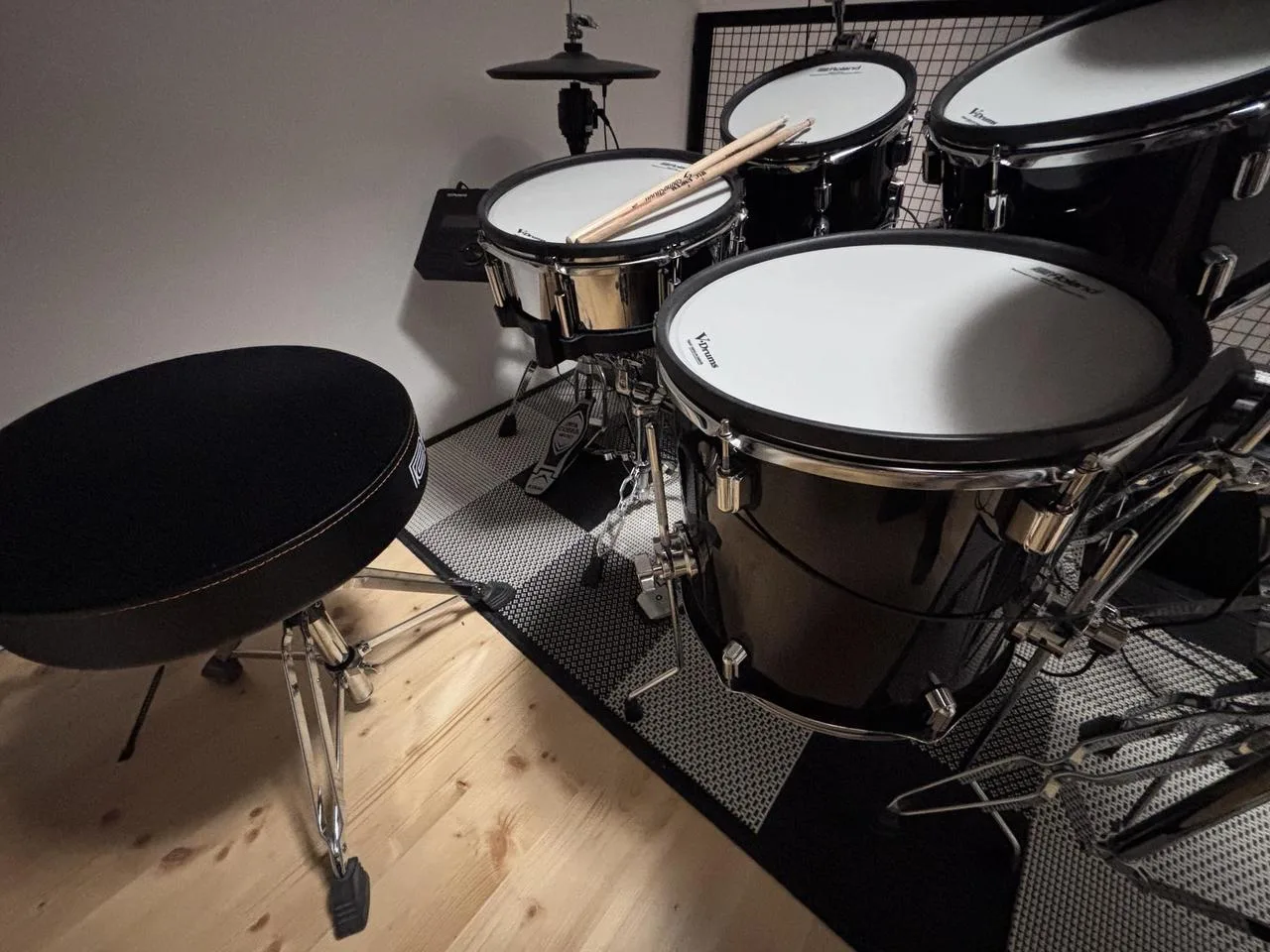 Roland VAD 507 V Drums Acoustic Design Drum kit