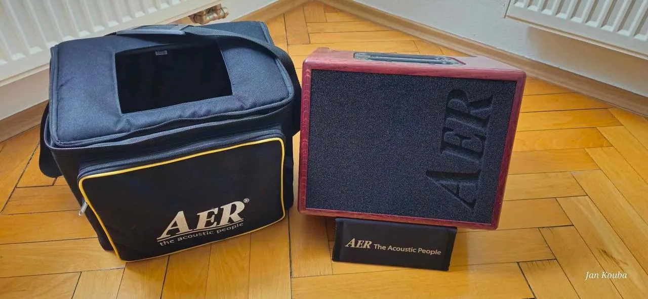 Aer Compact 60 IV OMH Oak Mahogany Stained