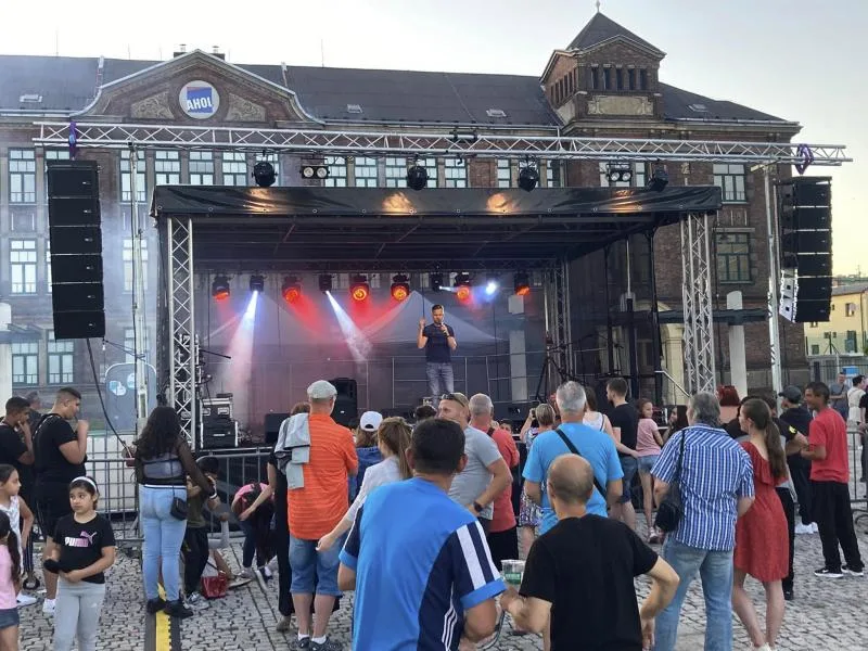 Line Array