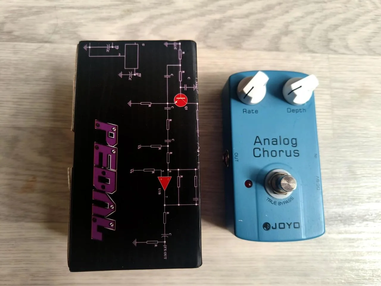 Joyo JF-37 Analog Chorus Kytarový efekt