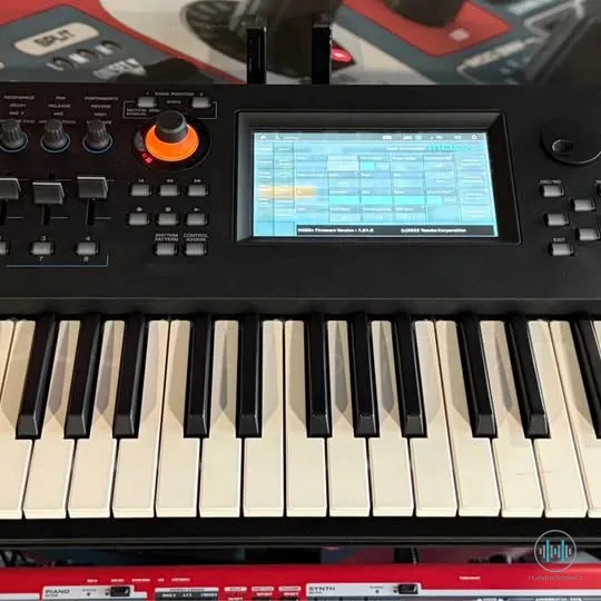 Yamaha MODX6+