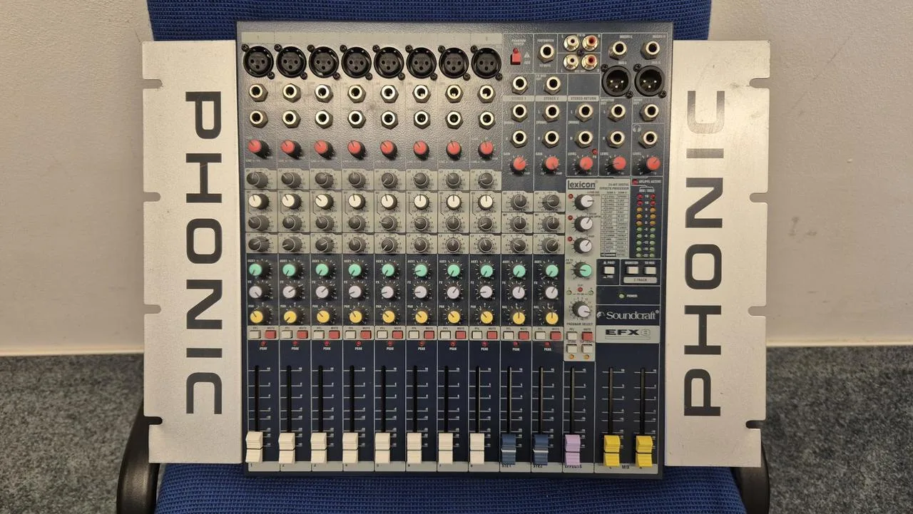 Prodám mixážní pult Soundcraft EFX8