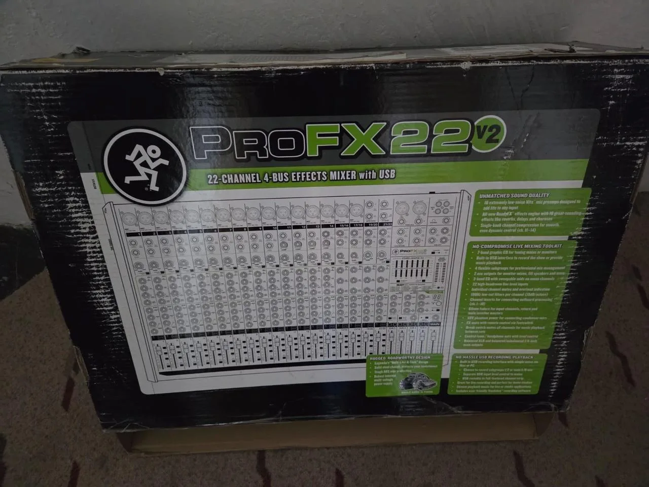 Mackie ProFX22v2