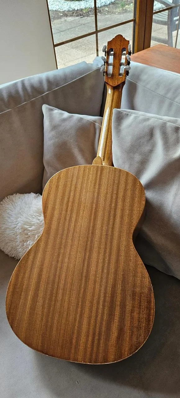 STRUNAL - CLASSICAL GUITAR MADE IN LUBY