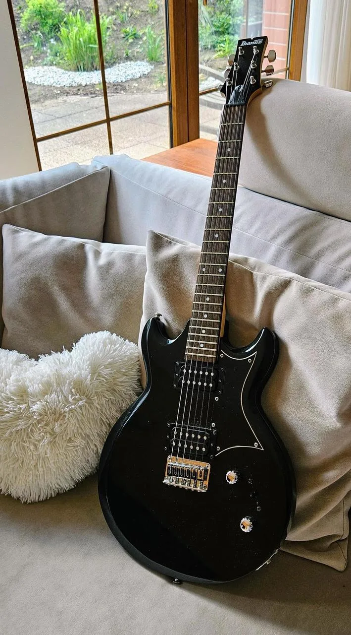 Ibanez GAX30