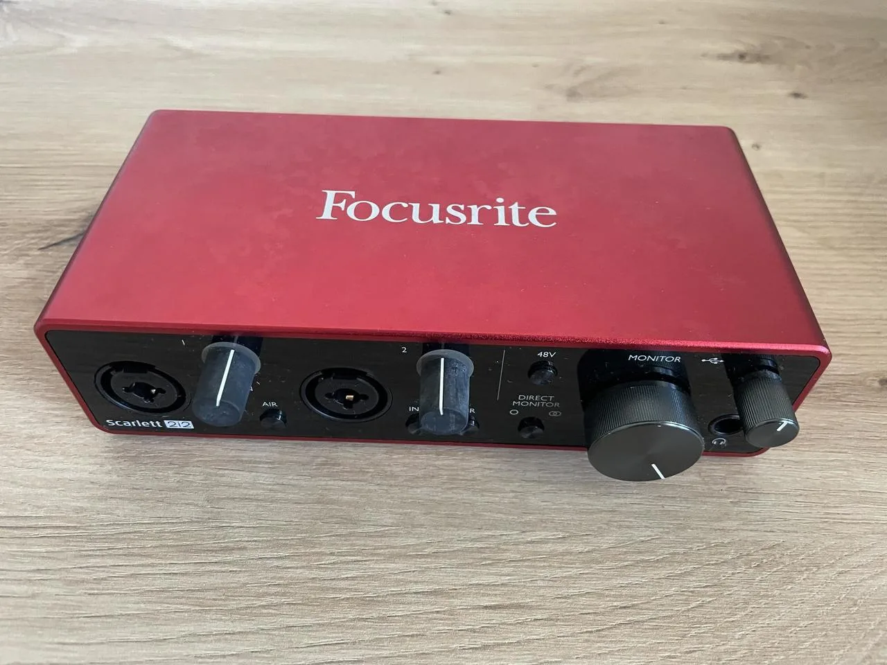 Zvukovka Focusrite Scarlett 2i2