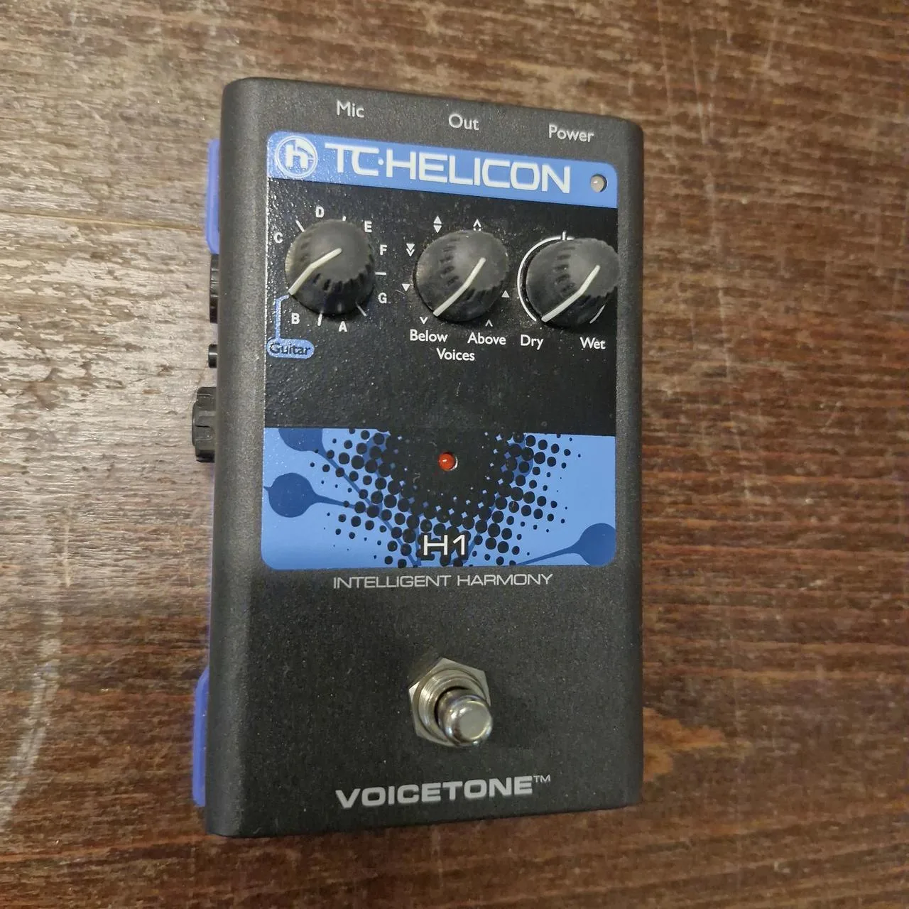 TC Helicon VoiceTone H1