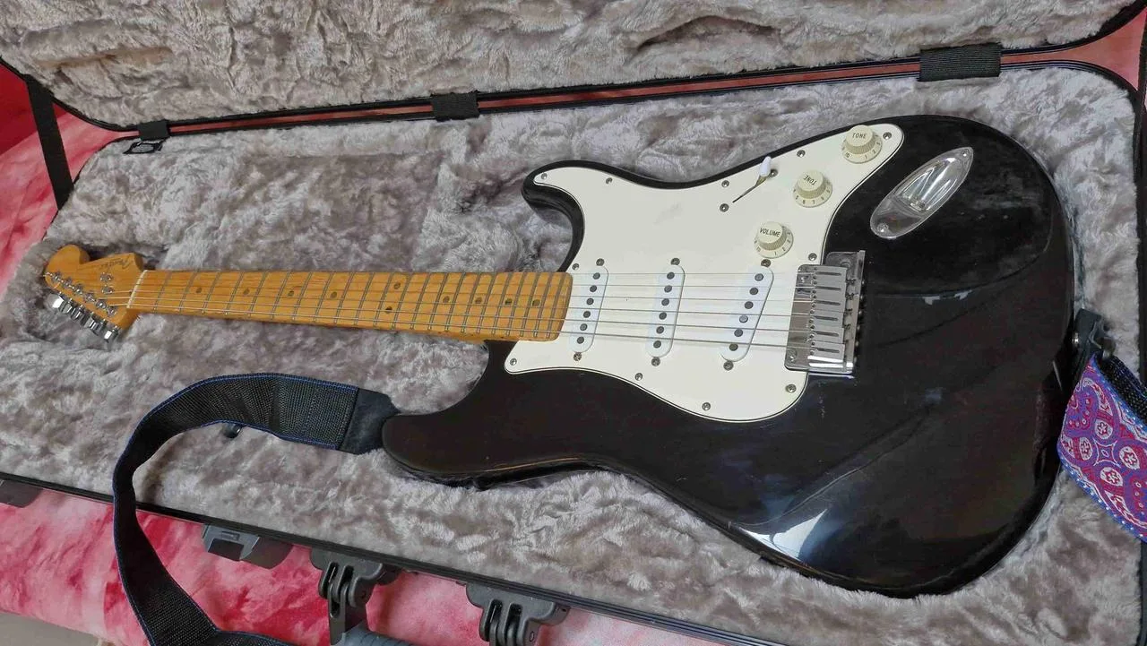 Fender Stratocaster