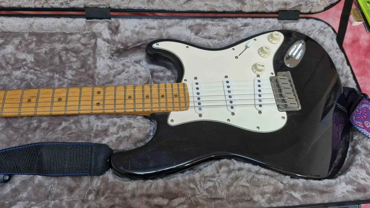 Fender Stratocaster