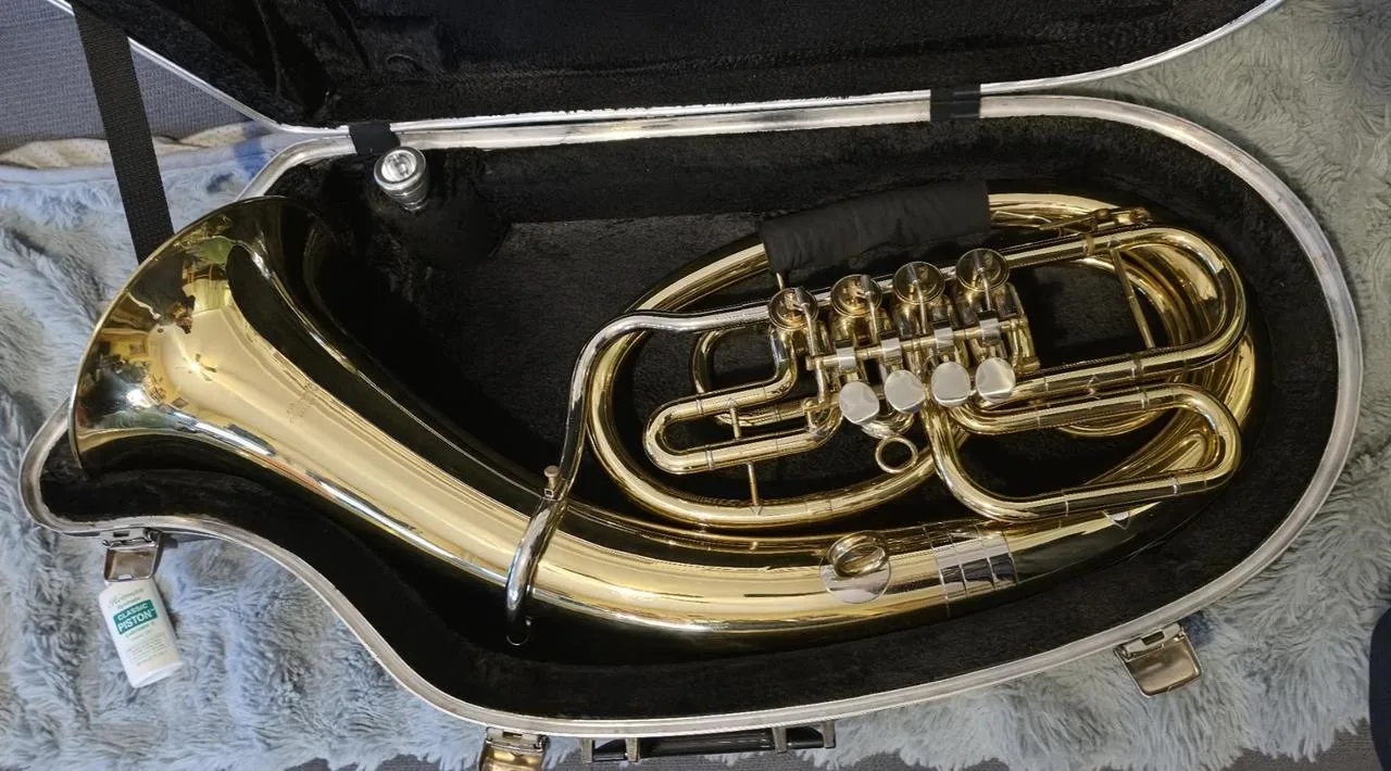 Baryton AMATI