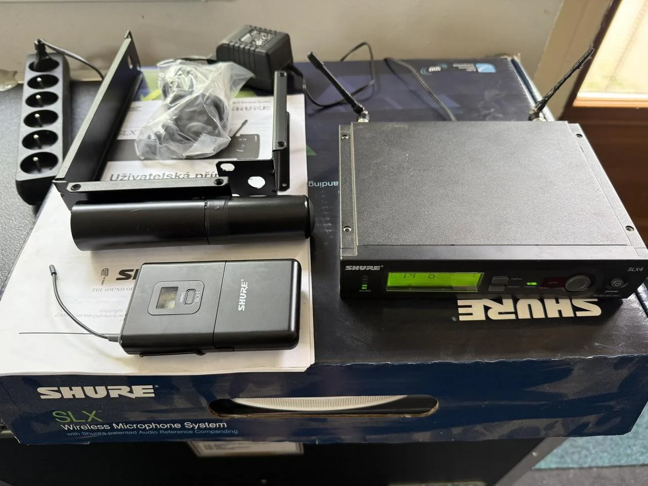 Bezdrátový systém SHURE SLX , 800-820MHz