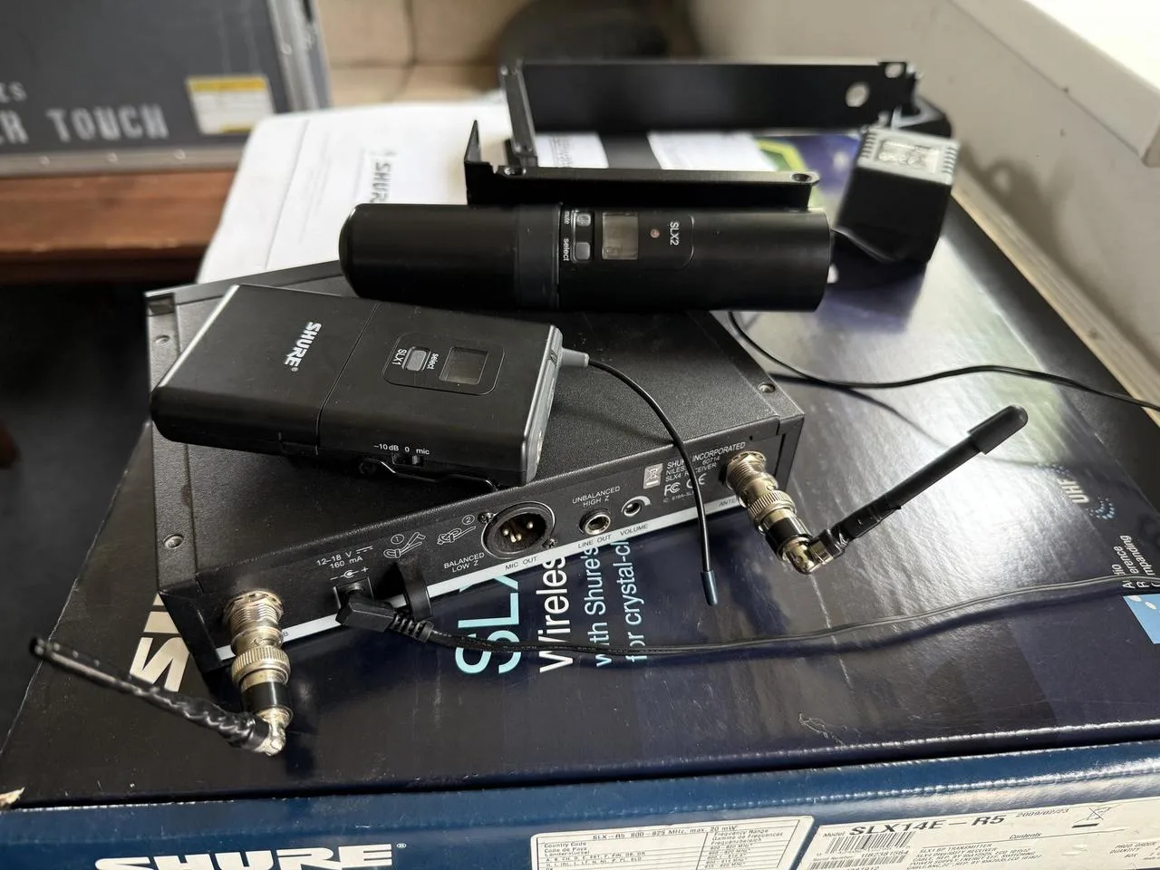 Bezdrátový systém SHURE SLX , 800-820MHz