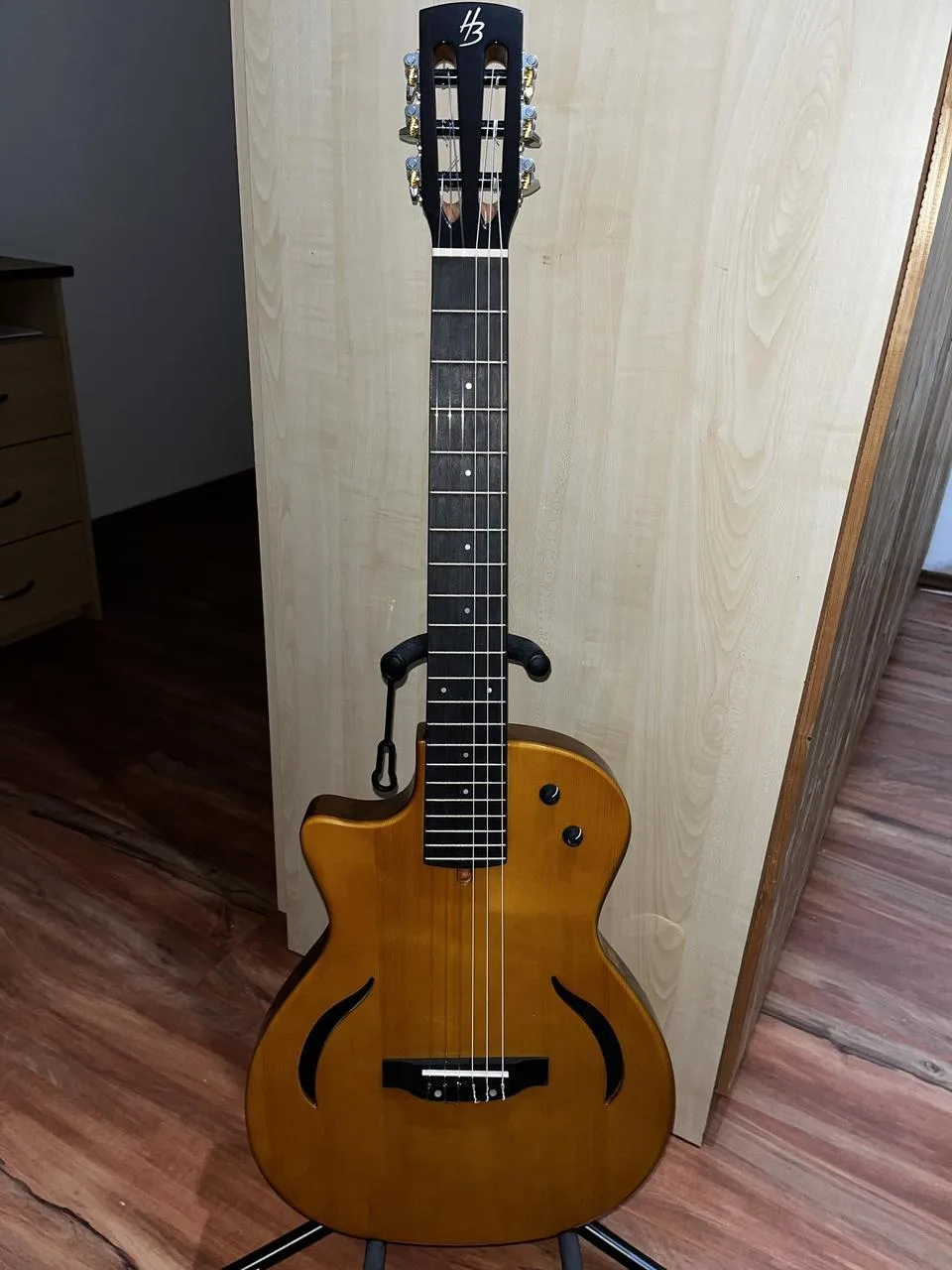 Harley Benton Hybrid Nylon LH NT
