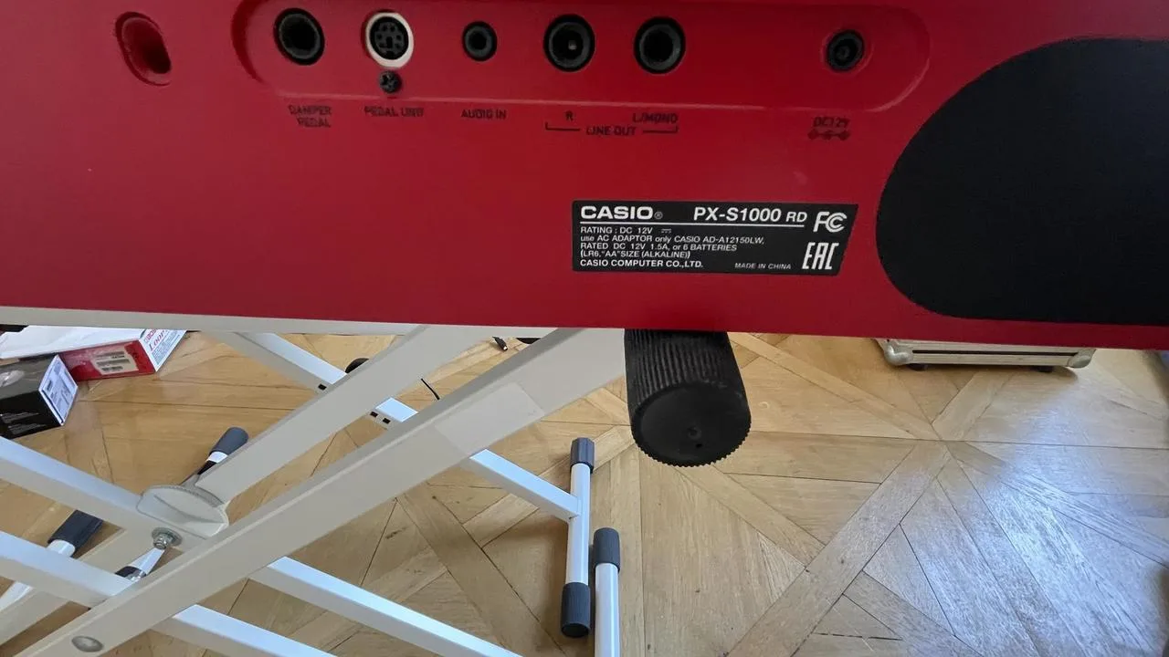 Casio Privia PX-S1000RD electric piano