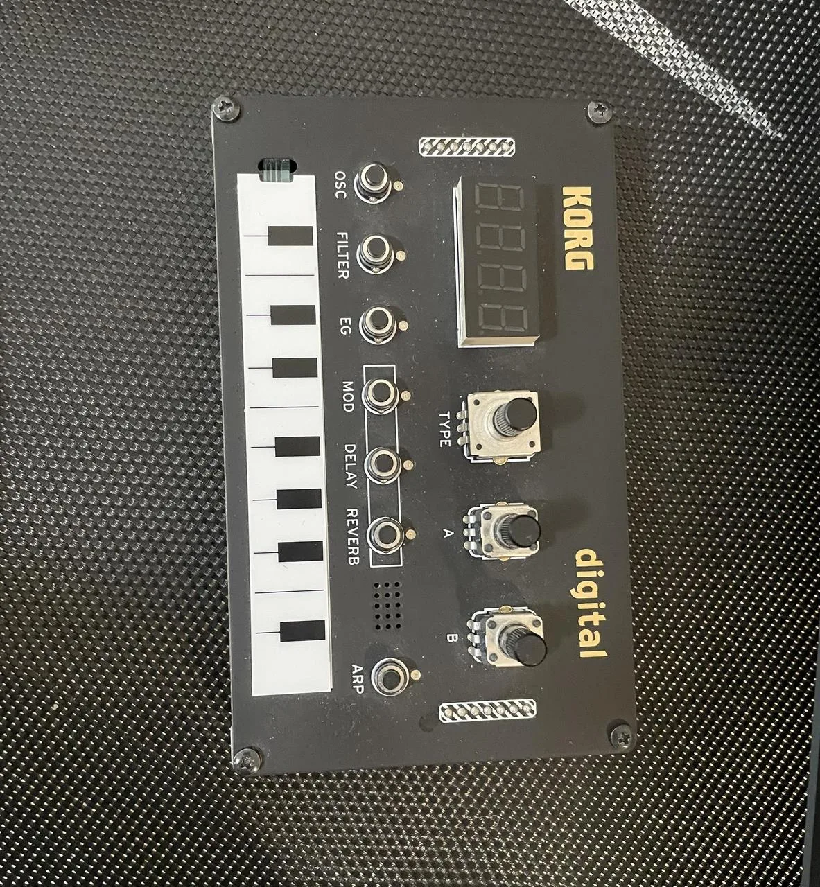 Korg NTS-1 digital PROGRAMMABLE SYNTHESIZER