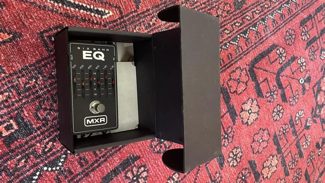 Mxr six band eq M109