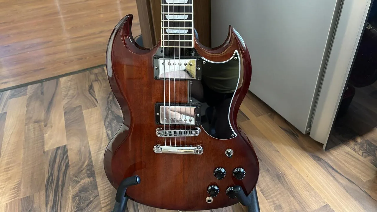 Gibson SG Standard