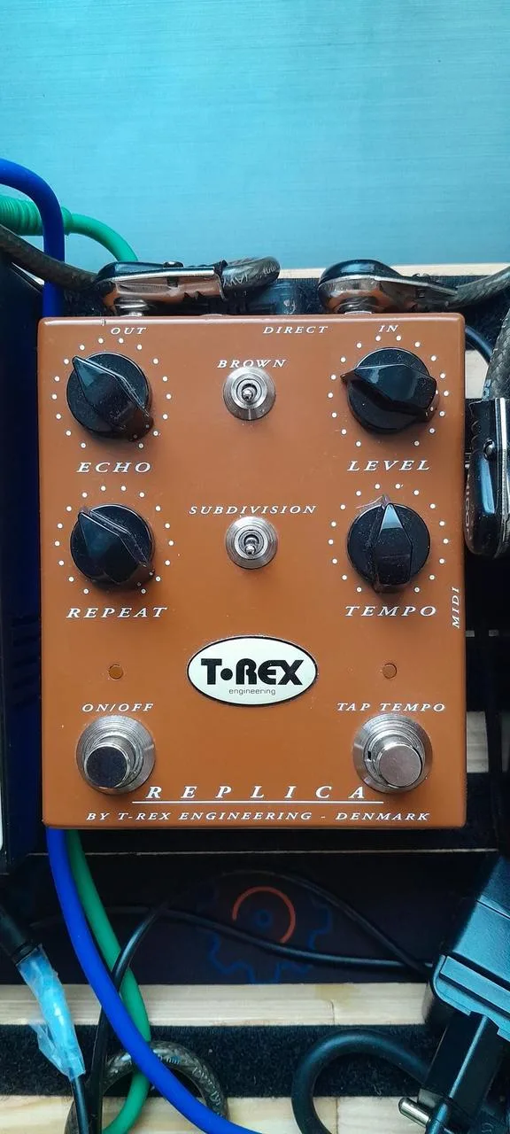 Predám delay "Replica"