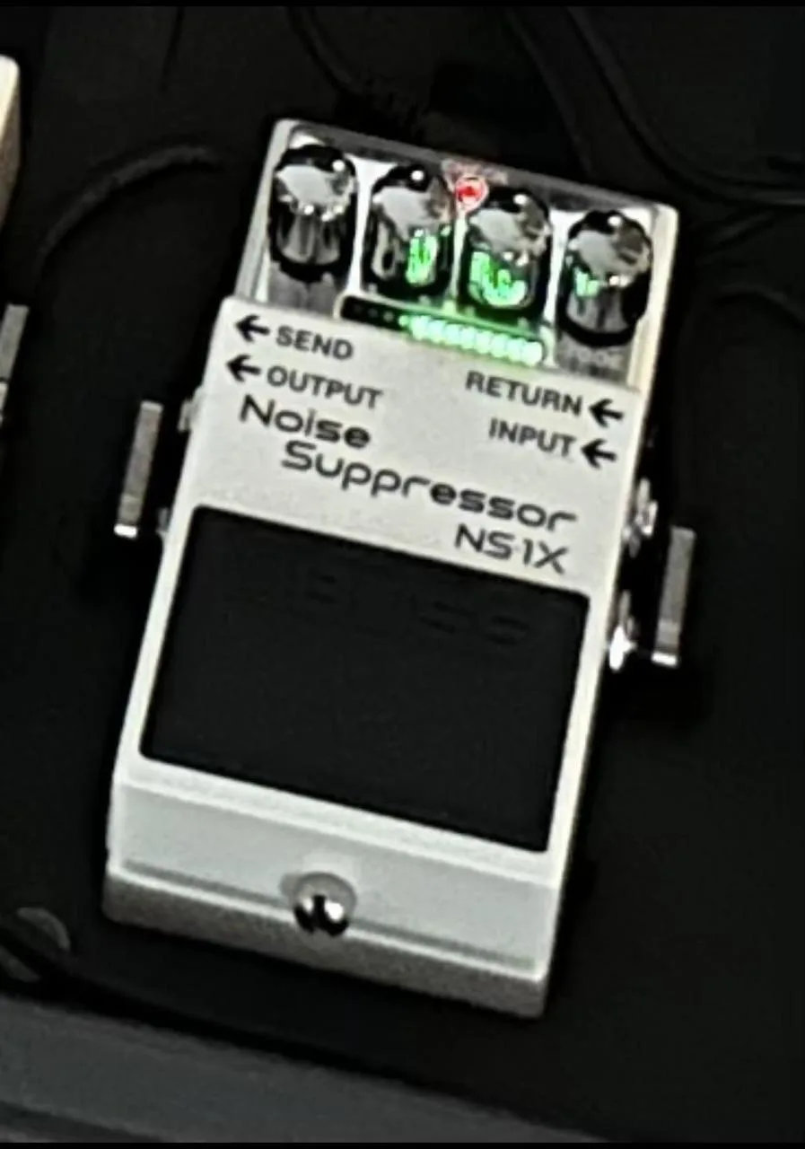 Boss NS-1X