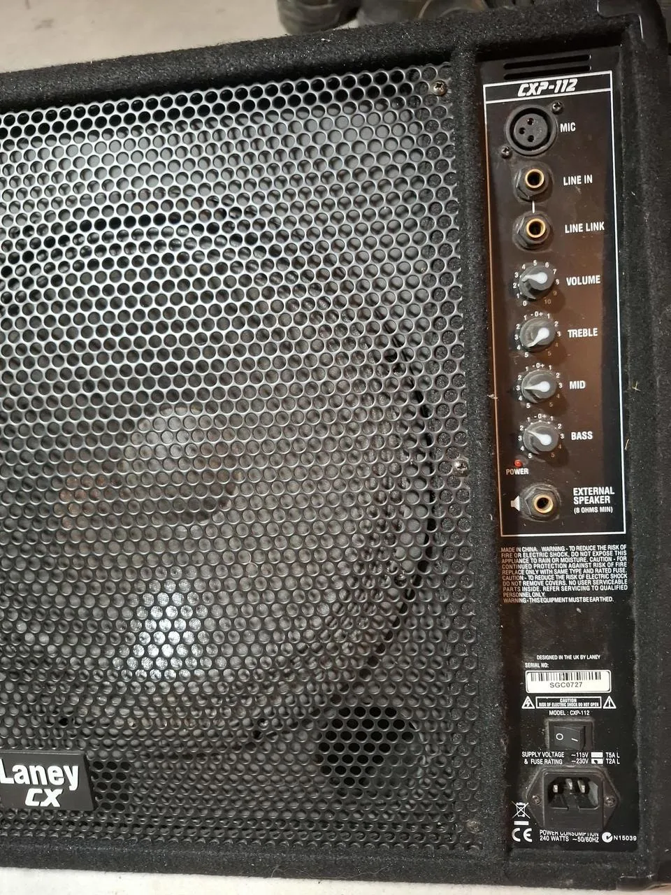 Laney aktivní pódiový odposlech CXP 112