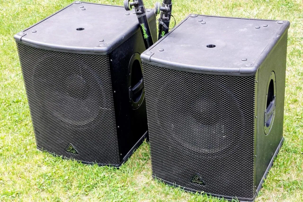 Behringer B1500XP