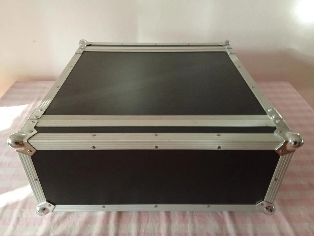 2xstereo zesilovač v racku