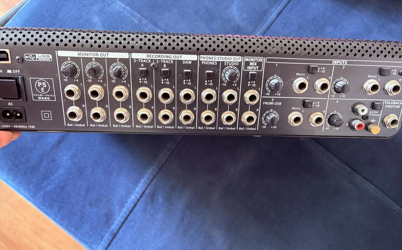 Behringer Xenyx controll USB1