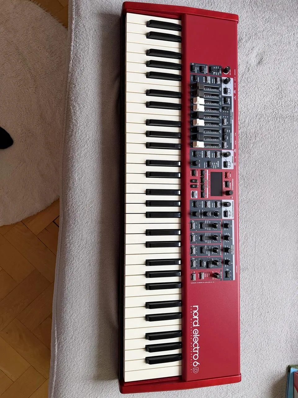 Nord electro 6D 61